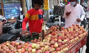 காந்தளூரில் ஆப்பிள் சீசன் சுற்றுலாப்பயணிகள் வருகை அதிகரிப்பு