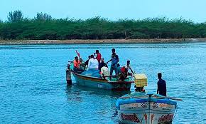 புதுச்சேரி அரசு காரைக்கால் மாவட்டத்தில் வனம் மற்றும் பாதுகாப்பு துறையின் சார்பாக உலக பல்லுயிர் தினம் 