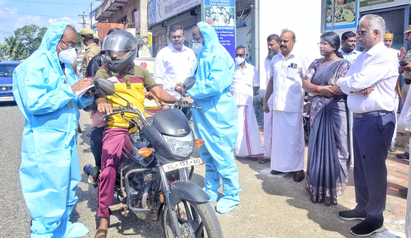 குமரி மாவட்டத்தில் நிபா வைரஸ்  குறித்து பீதி வேண்டாம்..!  * முன்எச்சரிக்கை  நடவடிக்கைகள் தீவிரம்