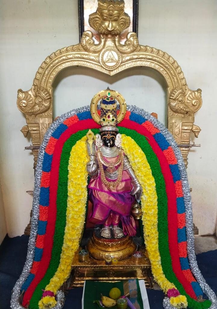 நவராத்திரி கொலு விழா*