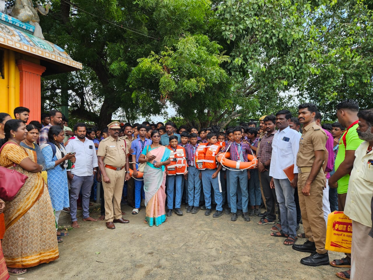 பேராவூரணியில் வடகிழக்கு பருவமழை முன்னெச்சரிக்கை ஒத்திகை நிகழ்ச்சி