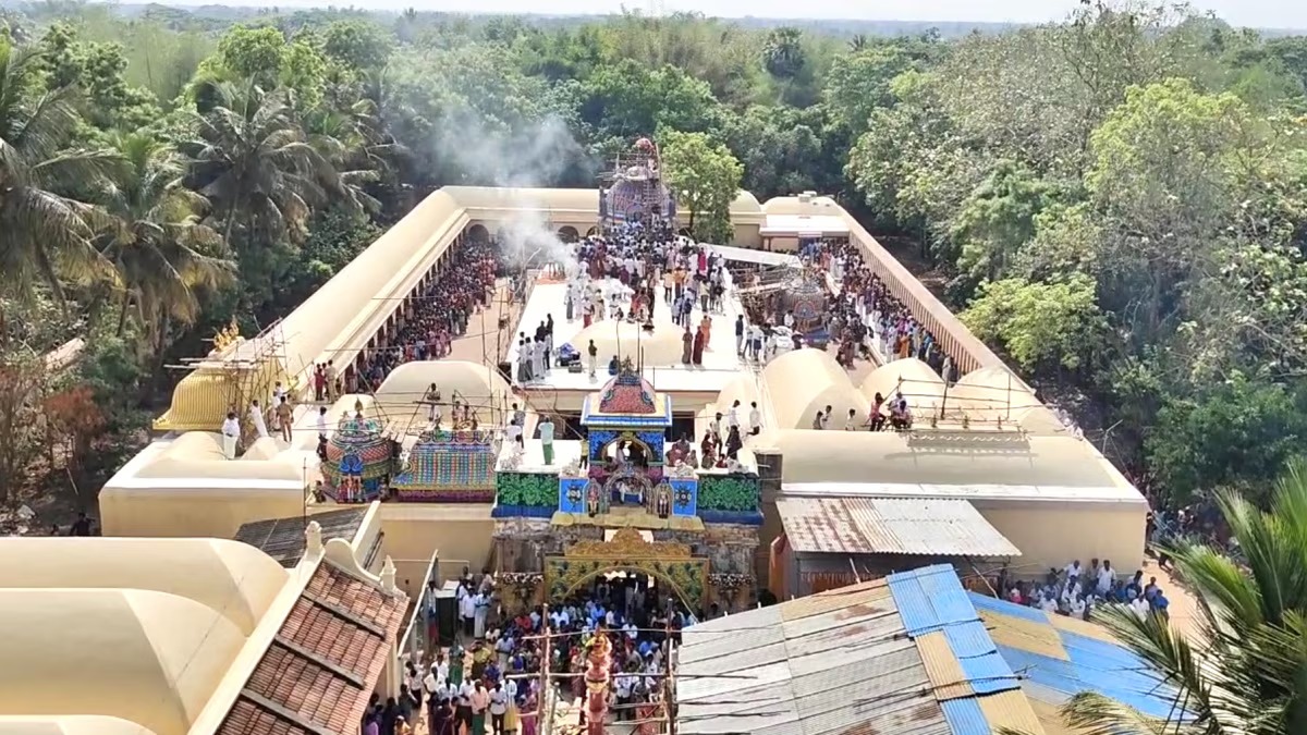 தேரழுந்தூர் வேதபுரீஸ்வரர் கோவில் குடமுழுக்கு விழா