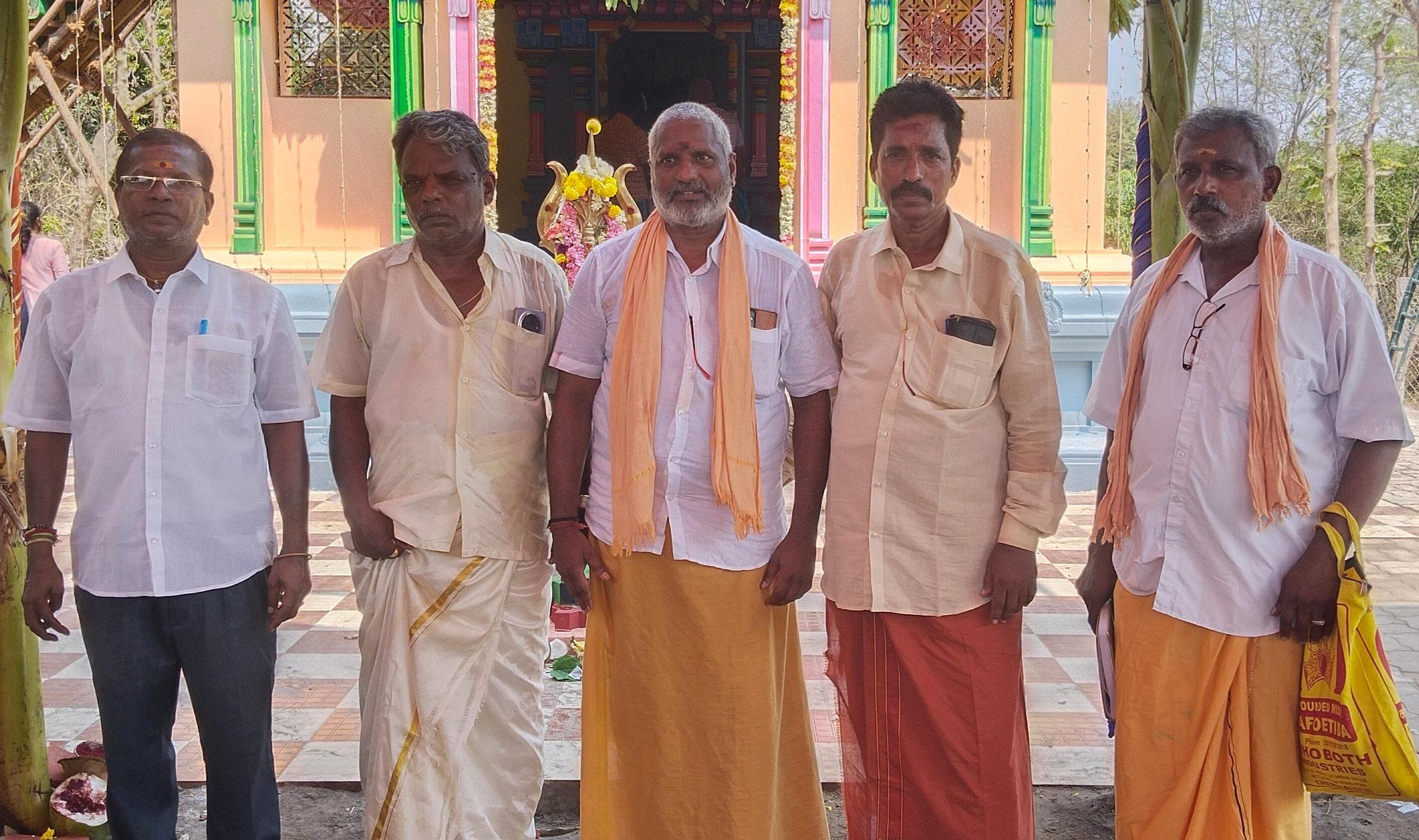 கிராம தேவதை கூலியம்மன் ஆலயத்தில் ஞாயிற்றுக்கிழமை நூதன அஷ்டபந்தன மகா கும்பாபிஷேக விழா
