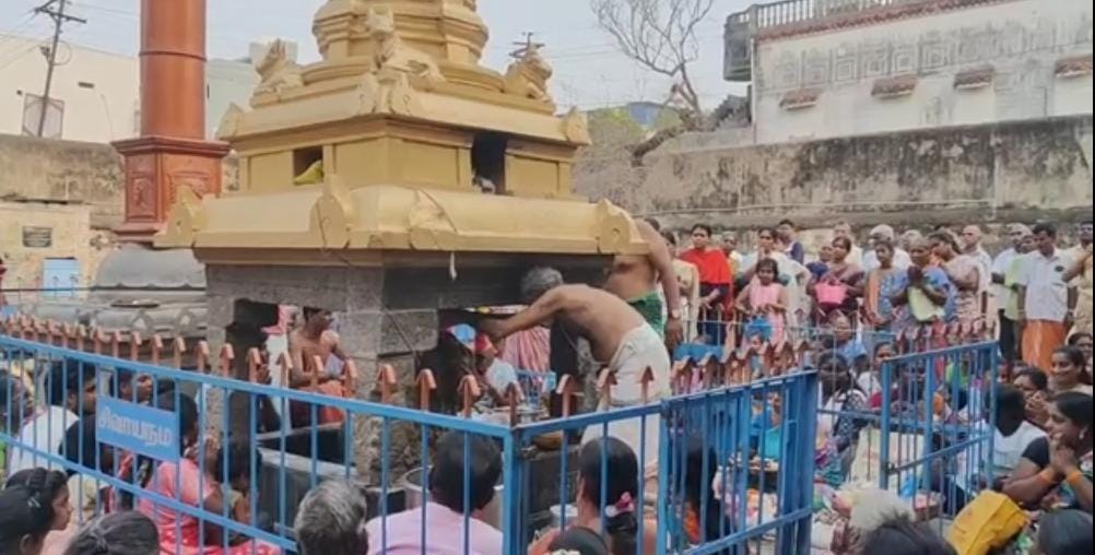 வந்தவாசி ஜலகண்டேஸ்வரர் திருக்கோயிலில் பிரதோஷ வழிபாடு
