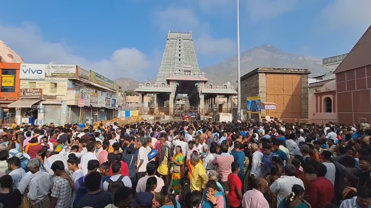 இன்று சித்ரா பவுர்ணமி   கிரிவலம் செல்லும் நேரம்