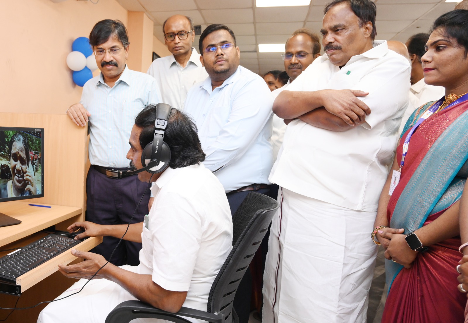 மாதவரத்தில் பால் உற்பத்தியாளர்கள் சேவை மையத்தை அமைச்சர் மனோ தங்கராஜ் திறந்து வைத்தார்