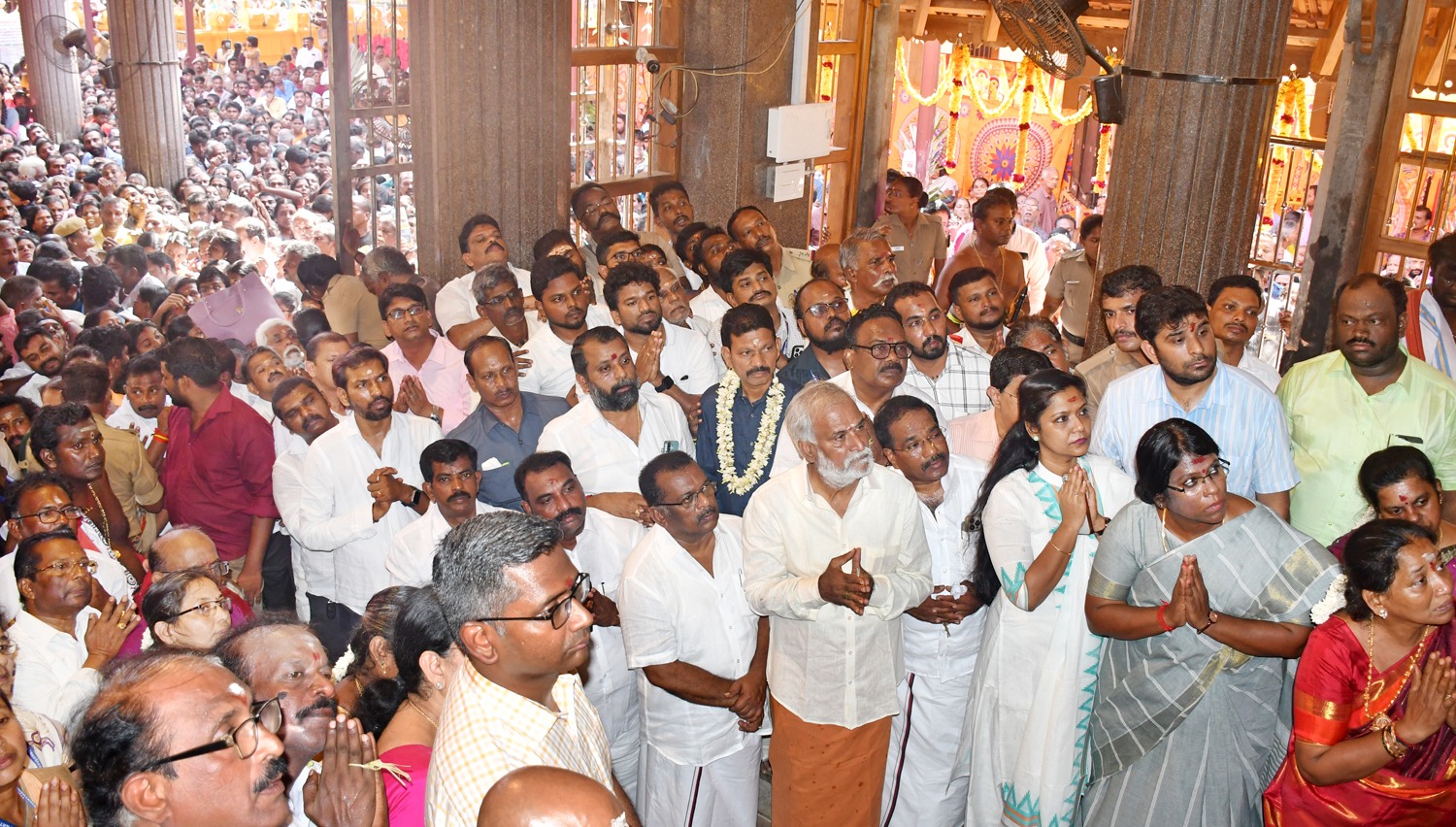 பகவதி அம்மன் கோவிலில் ராஜகோபுர மகா கும்பாபிஷேக விழா