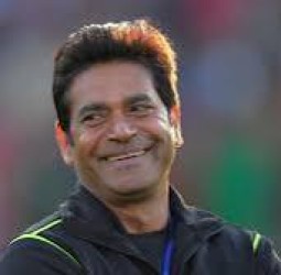 இந்த பாகிஸ்தான் அணி ஆசிய கோப்பையில் இந்தியாவை வீழ்த்தும்’ - ஆகிப் ஜாவேத் நம்பிக்கை!