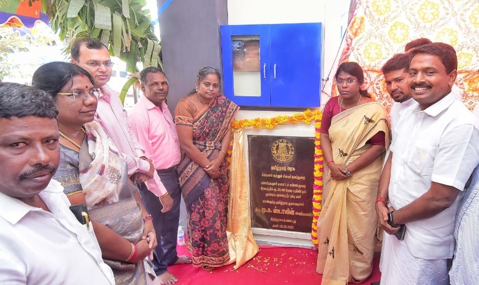 கன்னியாகுமரி மாவட்டம் கொடிமுனை மற்றும் பள்ளம்துறையில் ரூ.61 கோடி மதிப்பீட்டில் மீன் இறங்குத்தலம்