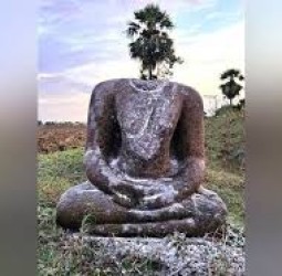 ஆவுடையார்கோவிலில் தலையில்லா புத்தர் சிலை கண்டெடுப்பு