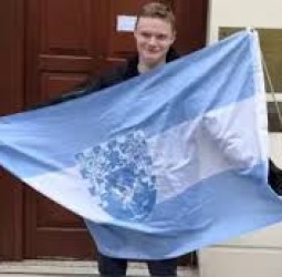 20 வயதில் அதிபரான இளைஞர்