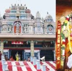 நங்கநல்லூர் ஆஞ்சநேயர் கோயில் தேருக்கு 9.50 கிலோ தங்கத்தில் ‘ரேக்’ பதிக்கும் பணி : அமைச்சர்கள் அன்பரசன், சேகர்பாபு துவக்கினார்கள்