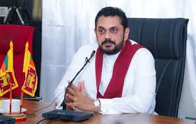 இலங்கை முன்னாள் அமைச்சர் ஊழல் குற்றச்சாட்டில் கைது