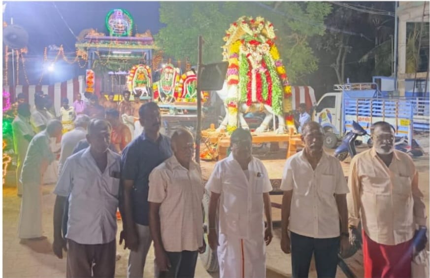 பூவிழுந்தநல்லூர் கிராமத்தில் அருள் பாலித்து வரும் காசி விஸ்வநாதர் ஆலயத்தில் இரண்டாம் ஆண்டு கும்பாபிஷேக நாள் விழா