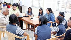 சட்டம் பயிலும் இளம் மாணவர்களுக்கு வழிகட்டும் பயிலரங்கம்: ஐகோர்ட் நீதிபதி அருள்மொழி வாழ்த்து
