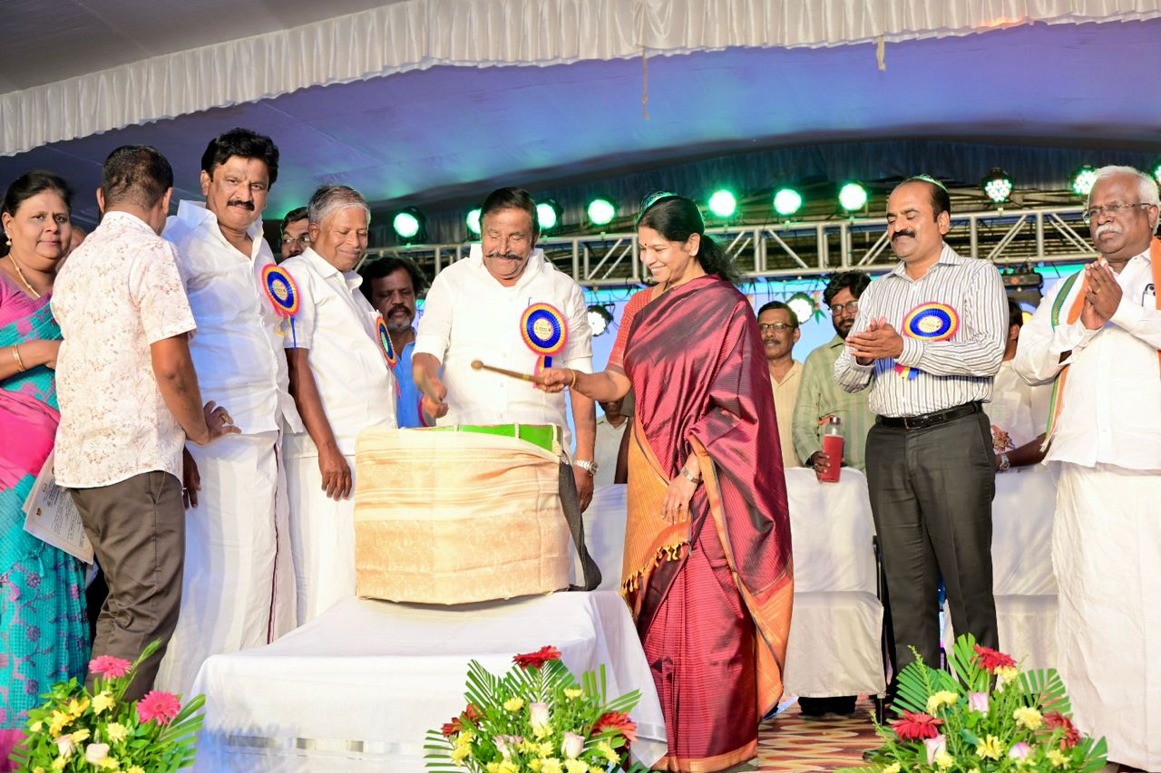 கனிமொழிக்கு பெரியார் விருது திமுக முப்பெரும் விழா விருதுகள் அறிவிப்பு
