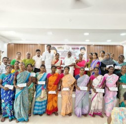 வீடுகள் மறு கட்டமைப்பு உத்தரவு ஆணைகள் வழங்கும் விழா