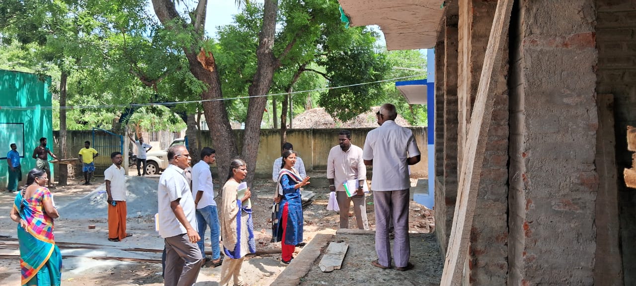 ரூ. 60 லட்சம் மதிப்பீட்டில் நடைபெற்று வரும் பல்வேறு திட்டப் பணிகளை கூடுதல் கலெக்டர் நேரில் ஆய்வு