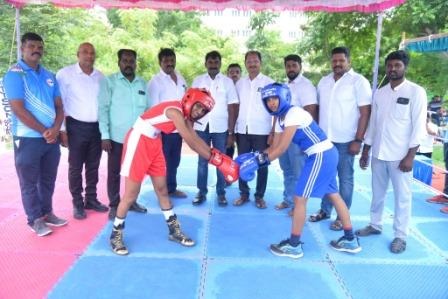உதயநிதி ஸ்டாலின் பிறந்தநாளை முன்னிட்டு நடைபெற்ற மாநில அளவிலான மாபெரும் குத்துச்சண்டைபோட்டி