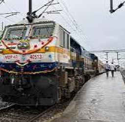 1,149 ரயில் பெட்டிகளில் கண்காணிப்பு கேமரா: தெற்கு ரயில்வே தகவல்