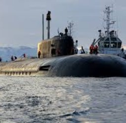 ரஷ்ய எல்லையில் 2 நீர்மூழ்கிக் கப்பல்களை நிலை நிறுத்த டிரம்ப் உத்தரவு