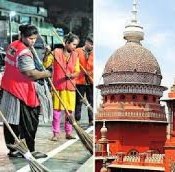 தூய்மைப் பணிகளை தனியாருக்கு வழங்கும் தீர்மானத்தை ரத்து செய்ய முடியாது: உயர் நீதிமன்றம்