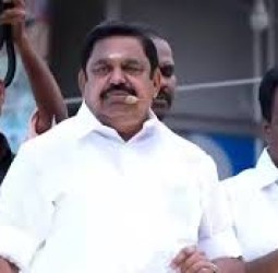 அதிமுக ஆட்சிக்கு வந்தால் மீண்டும் லேப்டாப், அம்மா மினி கிளினிக் திட்டம்: எடப்பாடி பழனிசாமி வாக்குறுதி..!