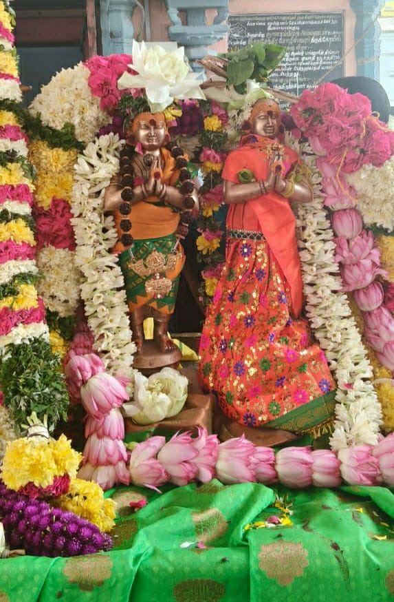 இளையான்குடி ஞானாம்பிகை உடையஸ்ரீ ராஜேந்திர சோழீஸ்வரர் கோவிலில் நேற்று குருபூஜை