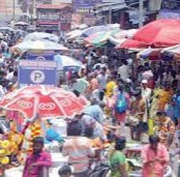 பண்டிகைக்காக 3 லட்சம் பேர் சொந்த ஊர் பயணம்: சென்னையில் விநாயகர் சதுர்த்தி விற்பனை அமோகம்