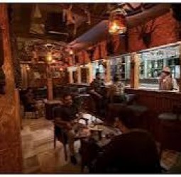 புதுச்சேரியில் விதிகள் மீறிய 13 ரெஸ்டோ பார்களின் உரிமம் தற்காலிகமாக ரத்து!