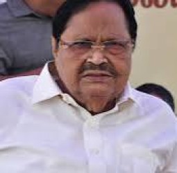 துரைமுருகனிடம் முதலமைச்சர் நலம் விசாரிப்பு