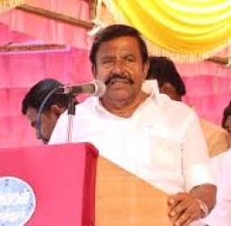 தனக்கு அடையாளம் கிடைக்கும் என்பதற்காக  அன்புமணி திமுகவை விமர்சனம் செய்கிறார்