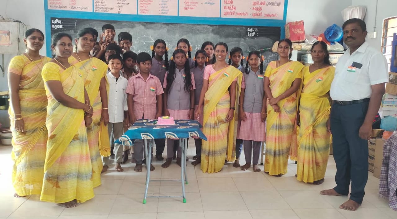 சின்னப்பாலம் பள்ளியில் நெகிழ்ச்சியான நிகழ்வு