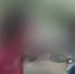 சென்னை கே.கே. நகரில் பேச மறுத்த காதலனை கம்பால் விரட்டி, விரட்டி தாக்கிய காதலி