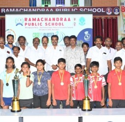 சென்னை கொட்டிவாக்கத்தில் உள்ள ராமச்சந்திரா பப்ளிக் பள்ளியில், சிபிஎஸ்இ ‘கிளஸ்டர் 6’ பாட்மின்டன் போட்டி