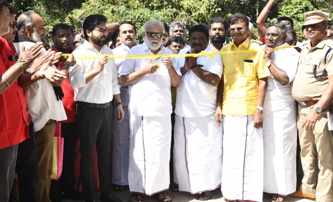 குமுளியில் புதிய பஸ் நிலையம் திறப்பு