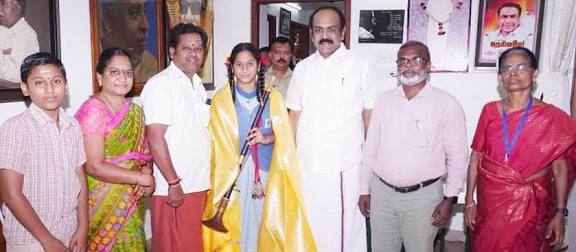 நாதஸ்வரம் போட்டியில் முதல் பரிசு வென்ற மாணவிக்கு அமைச்சர் தங்கம் தென்னரசு வாழ்த்து