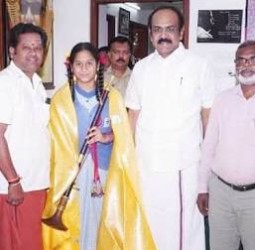 நாதஸ்வரம் போட்டியில் முதல் பரிசு வென்ற மாணவிக்கு அமைச்சர் தங்கம் தென்னரசு வாழ்த்து