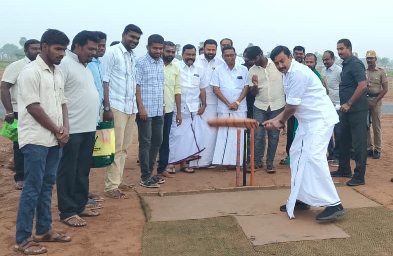 துணை முதலமைச்சர் உதயநிதி பிறந்தநாள் கிரிக்கெட் போட்டி