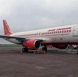 விஜயவாடா டூ விசாகப்பட்டினம் ஏர் இந்தியா விமானம் தொழில்நுட்ப கோளாறால் ரத்து; பயணிகள் கடும் அவதி