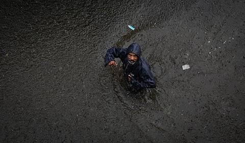 தூத்துக்குடி, நெல்லை, தென்காசி ஆகிய 3 மாவட்டங்களில் டிச.5-ல் கனமழைக்கு வாய்ப்பு