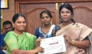 சிறப்பாக பணியாற்றிய மாவட்ட உதவி தேர்தல் அலுவலர், சட்டமன்றத் தொகுதி வாக்காளர் பதிவு அலுவலர்களுக்கு கலெக்டர் அழகு மீனா பாராட்டு