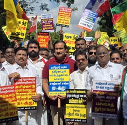 சாதிவாரி கணக்கெடுப்பு நடத்தக் கோரி, சென்னையில் நேற்று நடந்த ஆர்ப்பாட்டம்