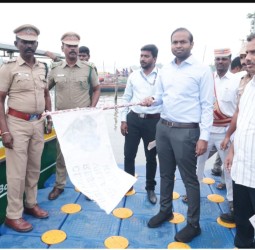 பிச்சாவரம் பகுதியில் முதல் சூரிய ஆற்றல் படகு