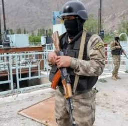 தஜிகிஸ்தான் எல்லையில் துப்பாக்கி சூடு - 5 பேர் பலி