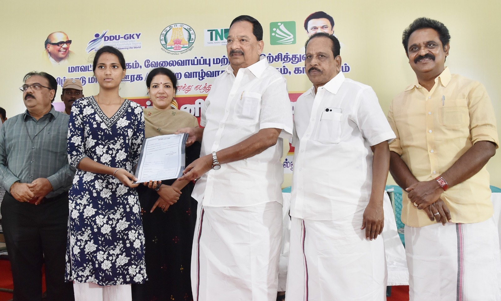 காஞ்சிபுரத்தில் நடந்த வேலைவாப்பு முகாம்