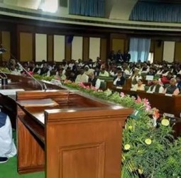 பீகார் சட்டப்பேரவை கூடியது; புதிய எம்.எல்.ஏ.க்கள் பதவியேற்பு