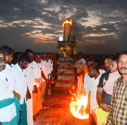 சிவகங்கை மாவட்டம் பிரான்மலை, திருமலையில் கார்த்திகை மகாதீபம்