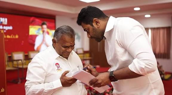 ரோடுஷோ’ அனுமதிக்காக தொடர் முயற்சி: புதுச்சேரி முதல்வருடன் புஸ்ஸி ஆனந்த் சந்திப்பு!