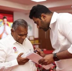 ரோடுஷோ’ அனுமதிக்காக தொடர் முயற்சி: புதுச்சேரி முதல்வருடன் புஸ்ஸி ஆனந்த் சந்திப்பு!